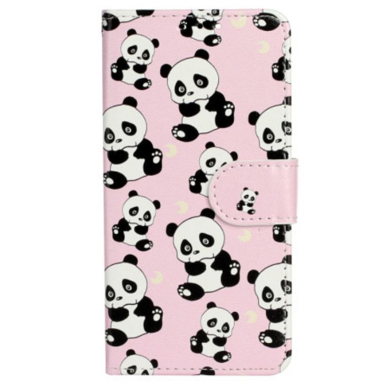 Capa De Couro Para iPhone 15 Plus De Cordão Pequenos Pandas Com Alça