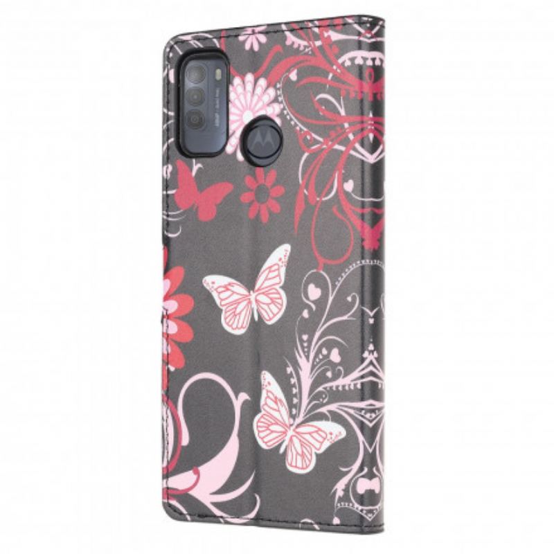 Capa Flip Para Moto G50 Borboletas E Flores